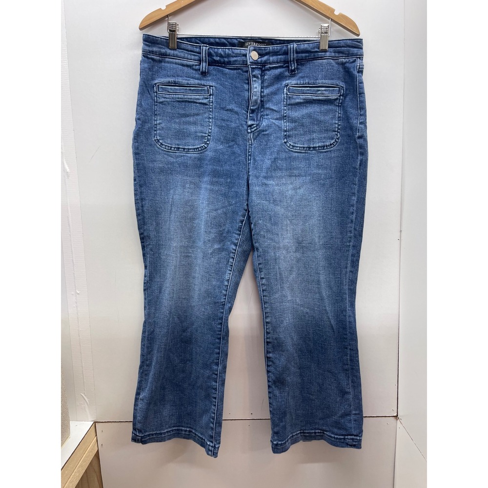 Liverpool Los Angeles Womens Blue Cropped Wide Leg Patch Pocket Jeans Size 16/33